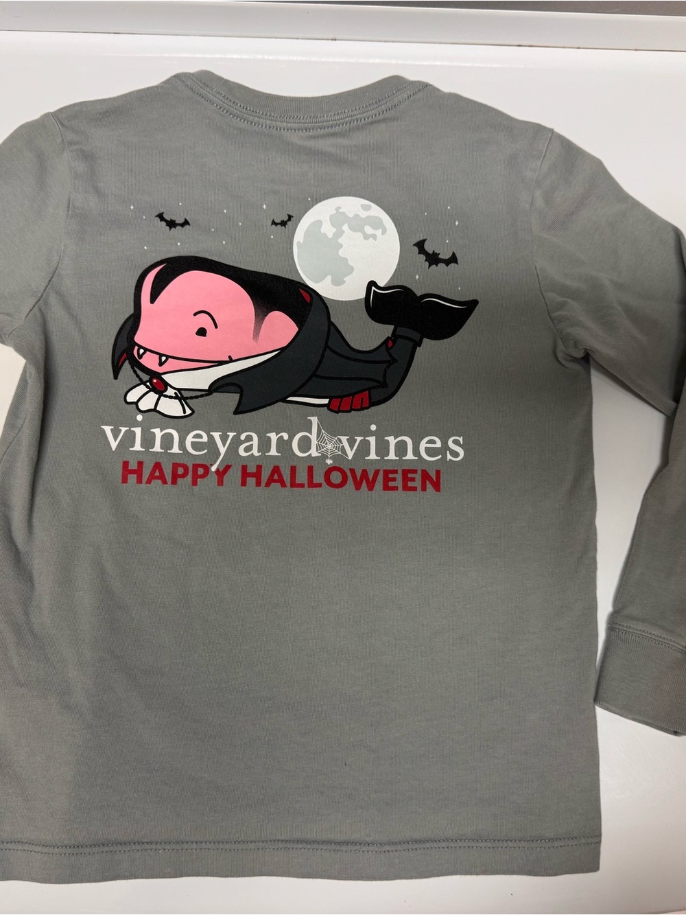 Vineyard Vines Gray Long-Sleeve Happy Halloween Whale Tee